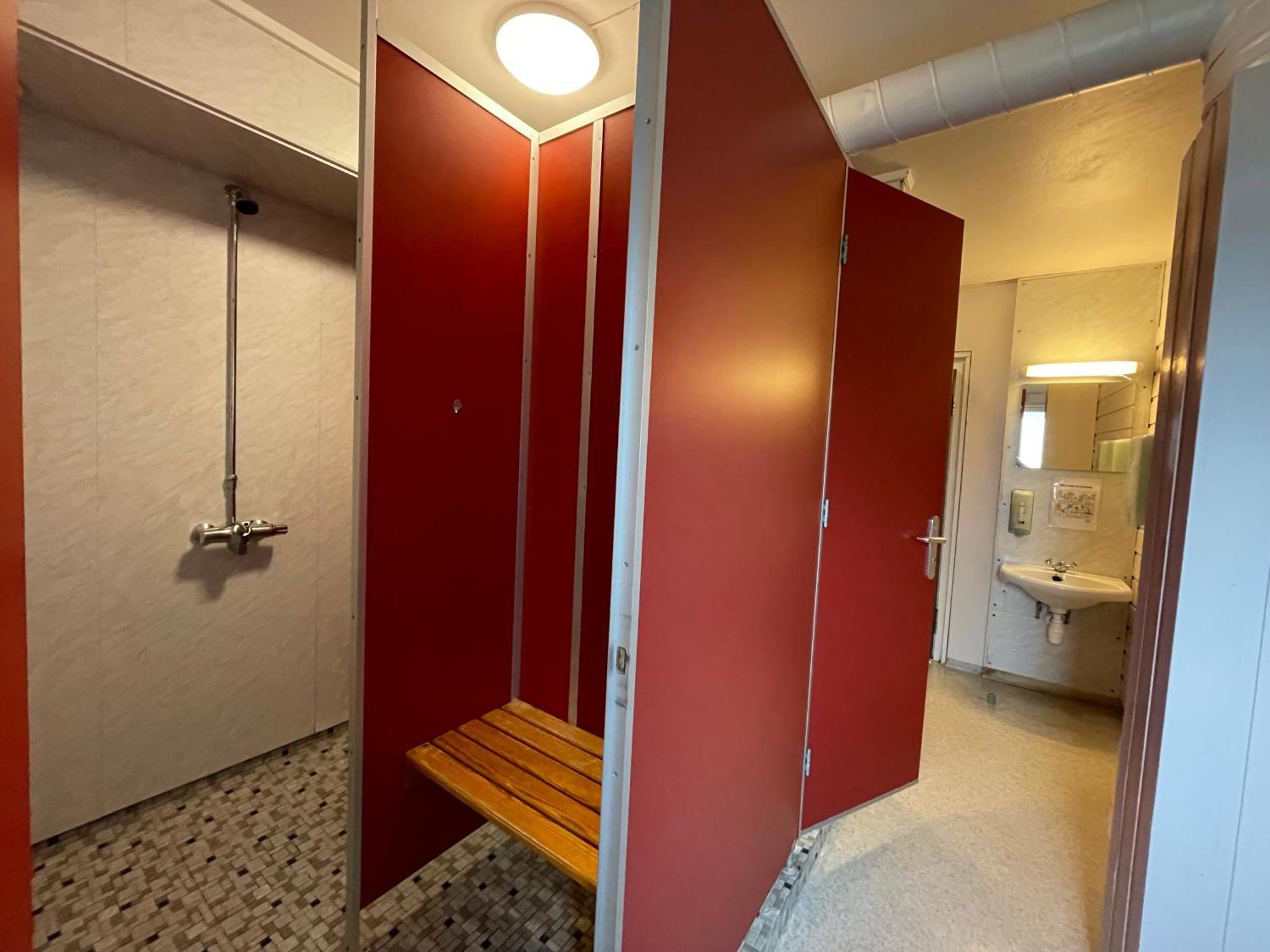 Forde Sommarhotell Buitenkant foto