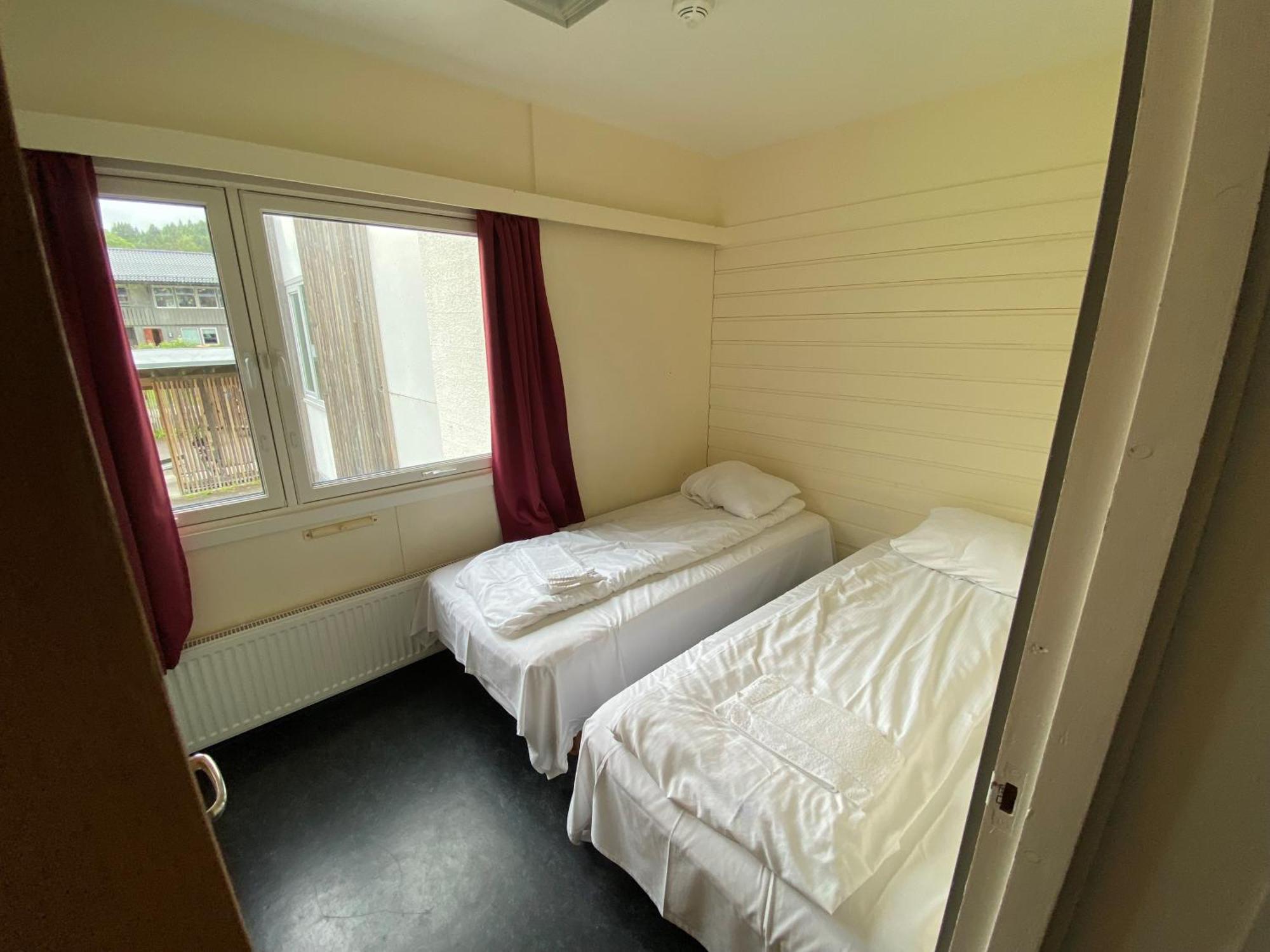 Forde Sommarhotell Buitenkant foto