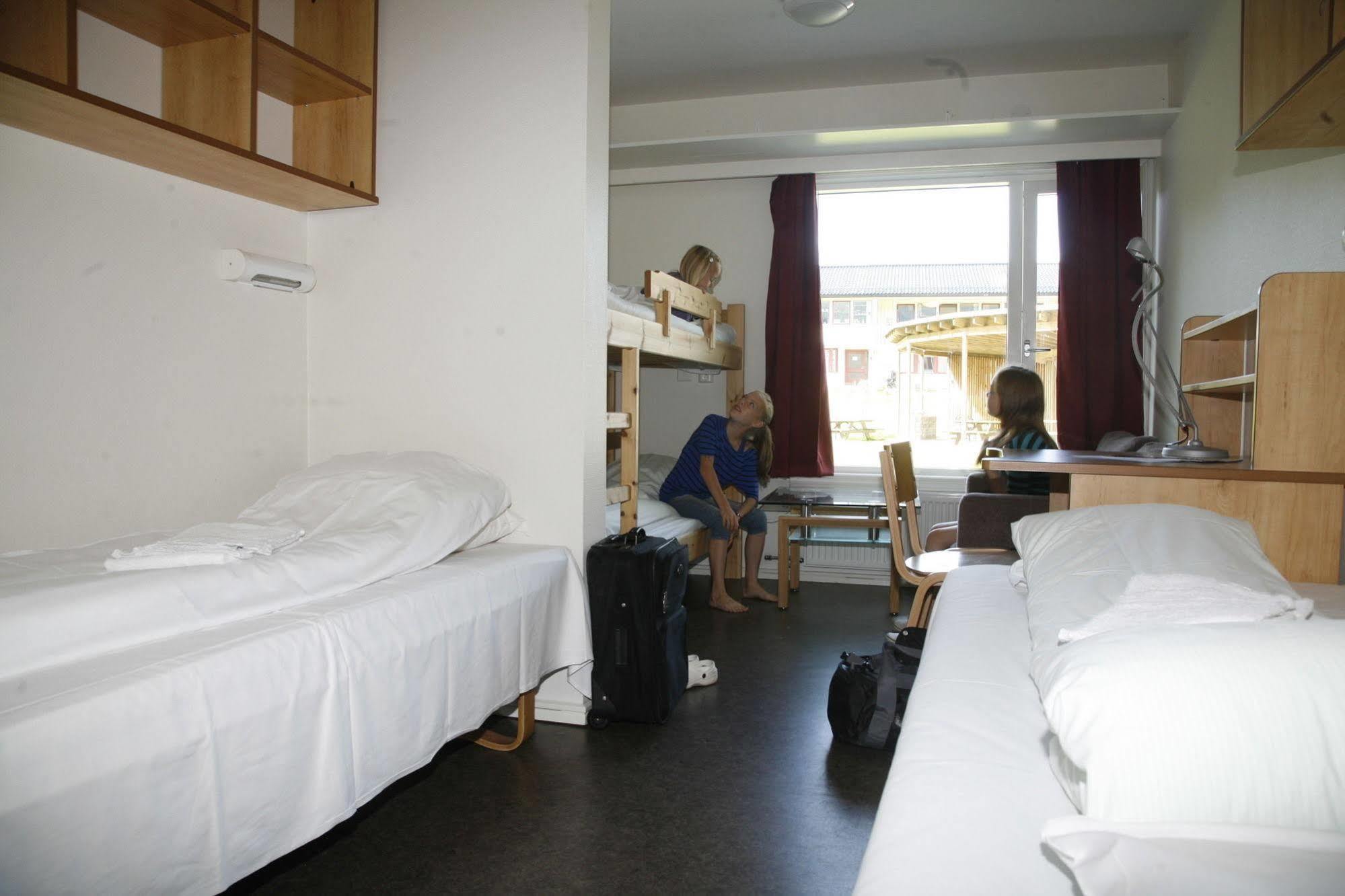 Forde Sommarhotell Buitenkant foto